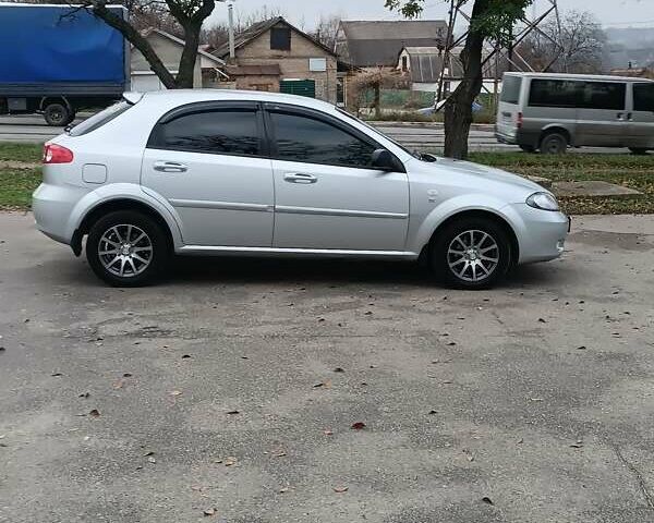 Серый Шевроле Лачетти, объемом двигателя 1.6 л и пробегом 81 тыс. км за 6200 $, фото 6 на Automoto.ua