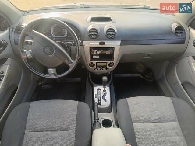 Серый Шевроле Лачетти, объемом двигателя 1.8 л и пробегом 138 тыс. км за 5700 $, фото 10 на Automoto.ua