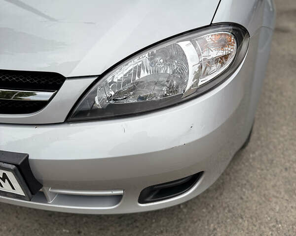 Сірий Шевроле Лачетті, об'ємом двигуна 1.6 л та пробігом 70 тис. км за 5900 $, фото 38 на Automoto.ua