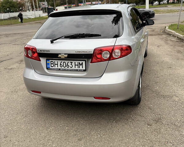 Сірий Шевроле Лачетті, об'ємом двигуна 1.6 л та пробігом 70 тис. км за 5900 $, фото 37 на Automoto.ua
