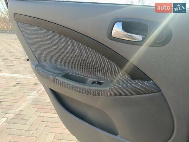 Серый Шевроле Лачетти, объемом двигателя 1.8 л и пробегом 138 тыс. км за 5700 $, фото 14 на Automoto.ua