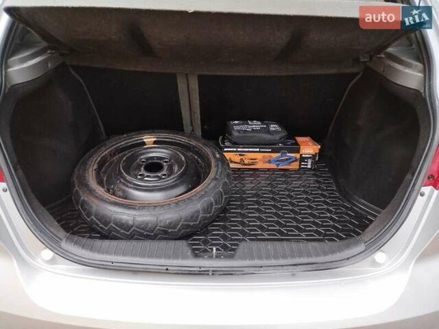 Серый Шевроле Лачетти, объемом двигателя 1.6 л и пробегом 216 тыс. км за 4860 $, фото 15 на Automoto.ua