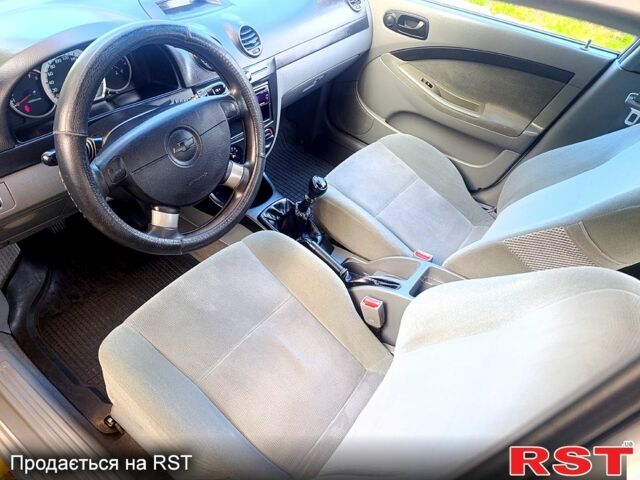 Шевроле Лачетти 2011 в Киеве на Automoto.ua Серый Шевроле Лачетти, объемом двигателя 1.6 л и пробегом 153 тыс. км за 4300 $, фото 4 на Automoto.ua