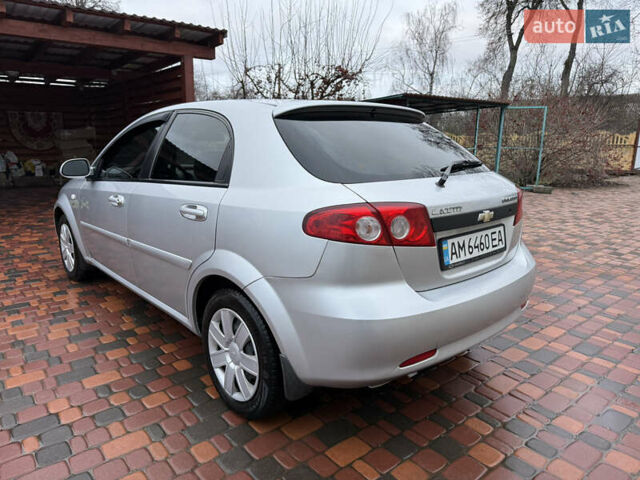 Серый Шевроле Лачетти, объемом двигателя 1.6 л и пробегом 216 тыс. км за 4900 $, фото 29 на Automoto.ua