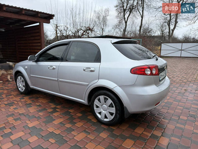 Серый Шевроле Лачетти, объемом двигателя 1.6 л и пробегом 216 тыс. км за 4900 $, фото 31 на Automoto.ua