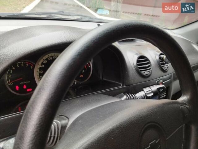 Серый Шевроле Лачетти, объемом двигателя 1.6 л и пробегом 216 тыс. км за 4860 $, фото 13 на Automoto.ua