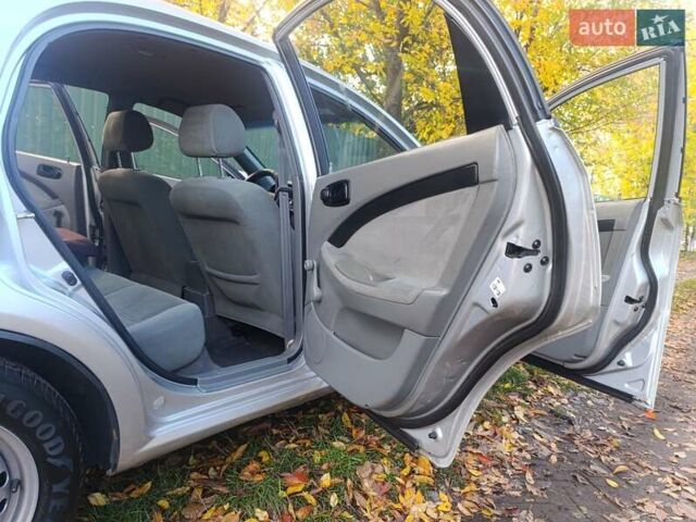 Шевроле Лачетти 2011 в Киеве на Automoto.ua Серый Шевроле Лачетти, объемом двигателя 1.6 л и пробегом 153 тыс. км за 4300 $, фото 4 на Automoto.ua