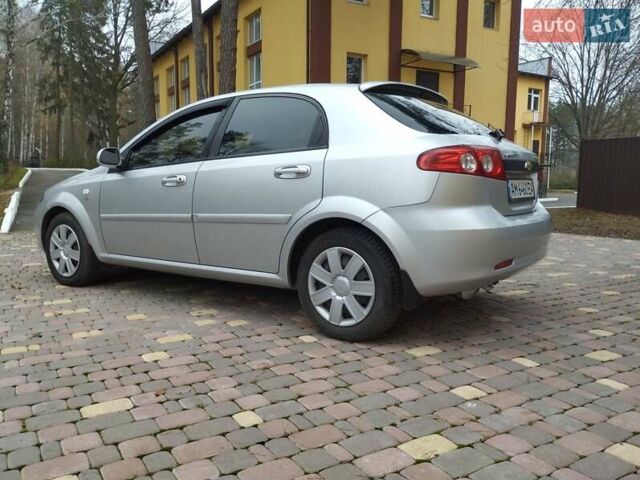 Серый Шевроле Лачетти, объемом двигателя 1.6 л и пробегом 216 тыс. км за 4860 $, фото 8 на Automoto.ua