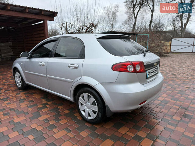 Серый Шевроле Лачетти, объемом двигателя 1.6 л и пробегом 216 тыс. км за 4900 $, фото 30 на Automoto.ua