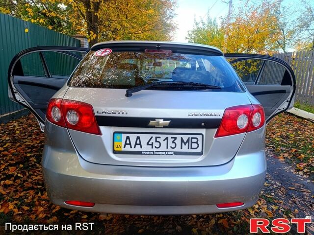 Шевроле Лачетти 2011 в Киеве на Automoto.ua Серый Шевроле Лачетти, объемом двигателя 1.6 л и пробегом 153 тыс. км за 4300 $, фото 1 на Automoto.ua