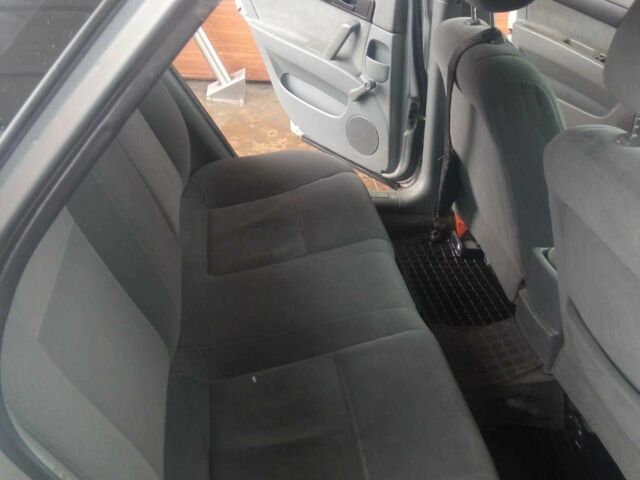 Серый Шевроле Лачетти, объемом двигателя 1.6 л и пробегом 230 тыс. км за 3500 $, фото 4 на Automoto.ua