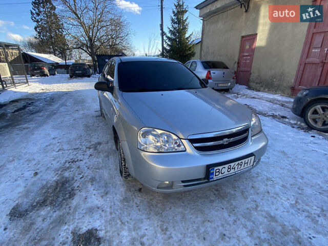 Серый Шевроле Лачетти, объемом двигателя 1.6 л и пробегом 339 тыс. км за 3550 $, фото 13 на Automoto.ua