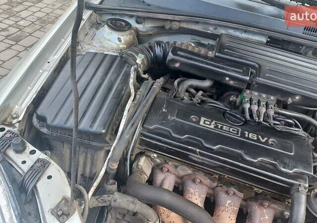 Серый Шевроле Лачетти, объемом двигателя 1.8 л и пробегом 320 тыс. км за 2999 $, фото 15 на Automoto.ua