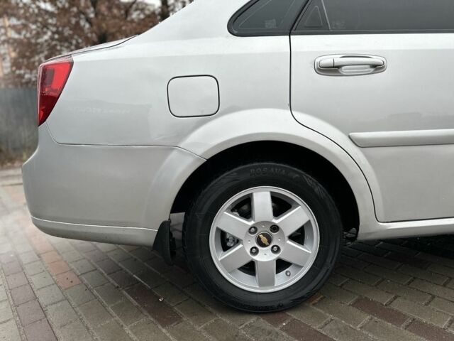 Серый Шевроле Лачетти, объемом двигателя 1.8 л и пробегом 180 тыс. км за 4500 $, фото 11 на Automoto.ua