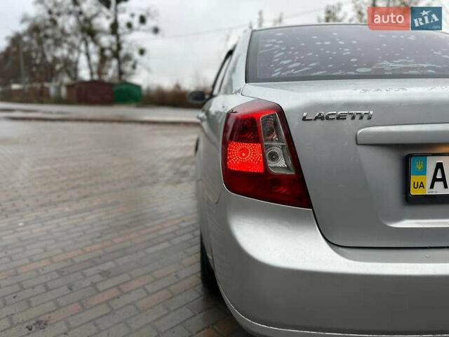 Сірий Шевроле Лачетті, об'ємом двигуна 1.8 л та пробігом 185 тис. км за 4500 $, фото 11 на Automoto.ua