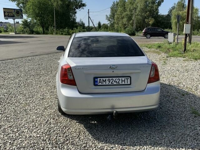 Серый Шевроле Лачетти, объемом двигателя 1.8 л и пробегом 400 тыс. км за 3450 $, фото 1 на Automoto.ua