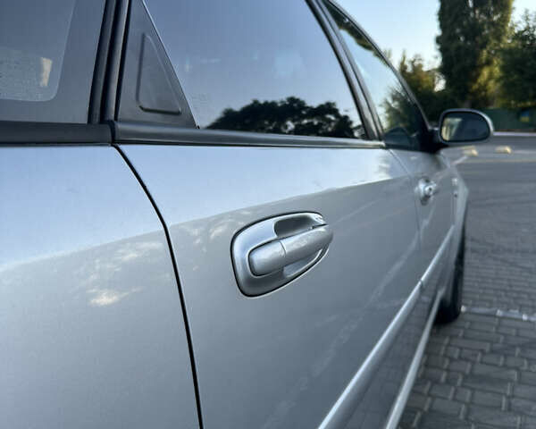 Серый Шевроле Лачетти, объемом двигателя 1.8 л и пробегом 136 тыс. км за 7500 $, фото 9 на Automoto.ua