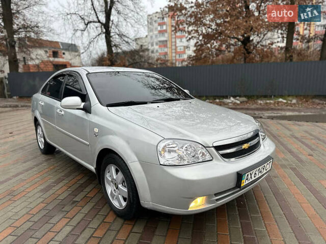 Сірий Шевроле Лачетті, об'ємом двигуна 1.8 л та пробігом 185 тис. км за 4500 $, фото 5 на Automoto.ua