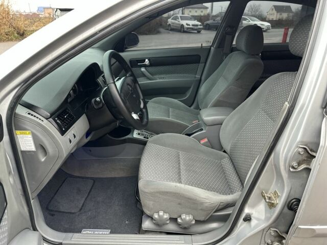 Серый Шевроле Лачетти, объемом двигателя 1.8 л и пробегом 180 тыс. км за 4500 $, фото 16 на Automoto.ua