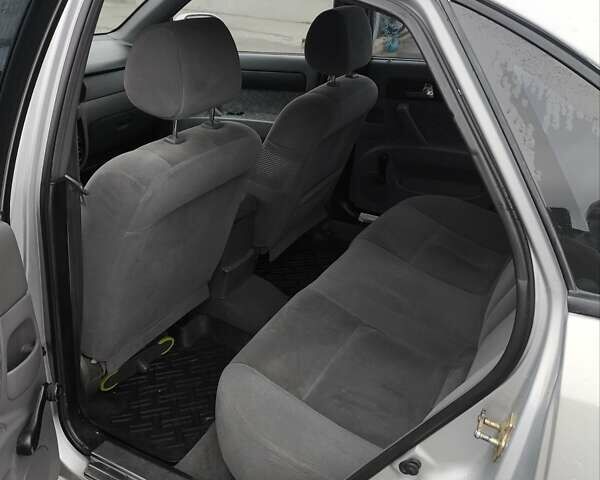 Серый Шевроле Лачетти, объемом двигателя 1.82 л и пробегом 222 тыс. км за 2999 $, фото 9 на Automoto.ua