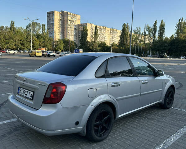 Серый Шевроле Лачетти, объемом двигателя 1.8 л и пробегом 136 тыс. км за 7500 $, фото 6 на Automoto.ua