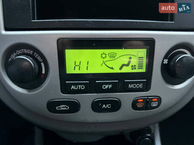 Сірий Шевроле Лачетті, об'ємом двигуна 1.8 л та пробігом 185 тис. км за 4500 $, фото 56 на Automoto.ua