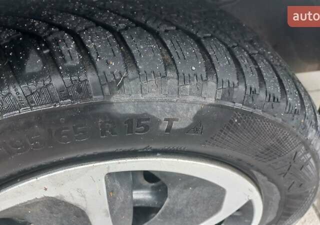 Серый Шевроле Лачетти, объемом двигателя 1.8 л и пробегом 320 тыс. км за 2999 $, фото 10 на Automoto.ua