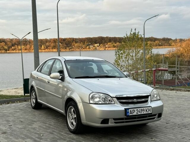 Серый Шевроле Лачетти, объемом двигателя 1.8 л и пробегом 170 тыс. км за 3599 $, фото 5 на Automoto.ua