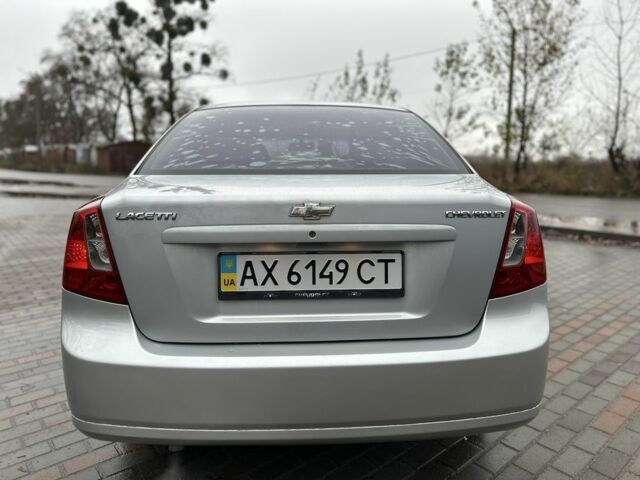 Серый Шевроле Лачетти, объемом двигателя 1.8 л и пробегом 180 тыс. км за 4500 $, фото 9 на Automoto.ua