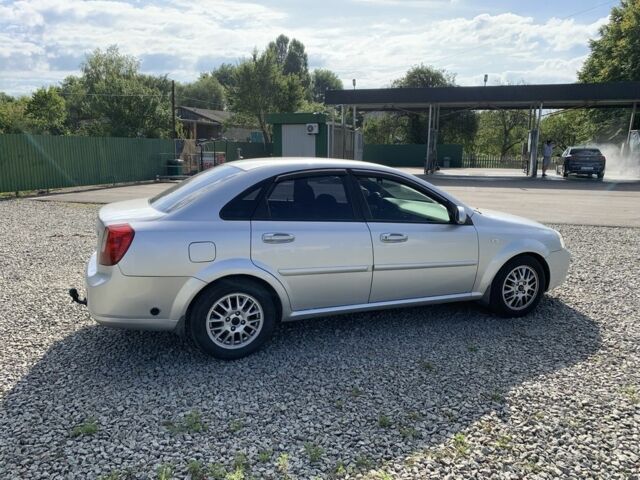 Серый Шевроле Лачетти, объемом двигателя 1.8 л и пробегом 400 тыс. км за 3450 $, фото 3 на Automoto.ua