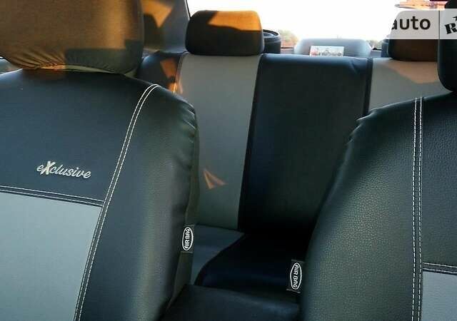 Сірий Шевроле Лачетті, об'ємом двигуна 0 л та пробігом 166 тис. км за 4000 $, фото 2 на Automoto.ua