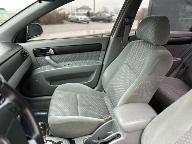 Серый Шевроле Лачетти, объемом двигателя 1.8 л и пробегом 180 тыс. км за 4500 $, фото 17 на Automoto.ua