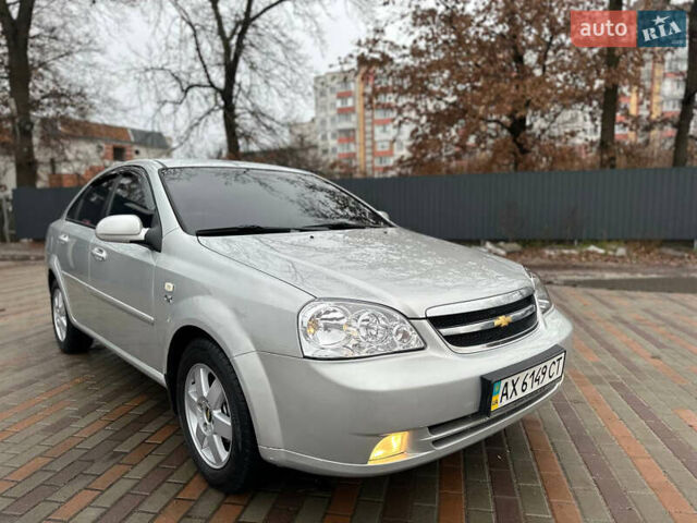 Сірий Шевроле Лачетті, об'ємом двигуна 1.8 л та пробігом 185 тис. км за 4500 $, фото 8 на Automoto.ua