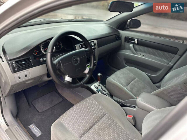 Сірий Шевроле Лачетті, об'ємом двигуна 1.8 л та пробігом 185 тис. км за 4500 $, фото 32 на Automoto.ua