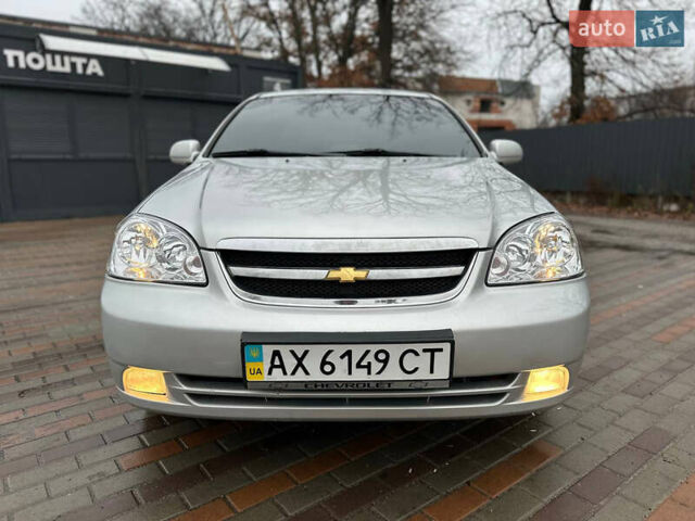 Сірий Шевроле Лачетті, об'ємом двигуна 1.8 л та пробігом 185 тис. км за 4500 $, фото 4 на Automoto.ua
