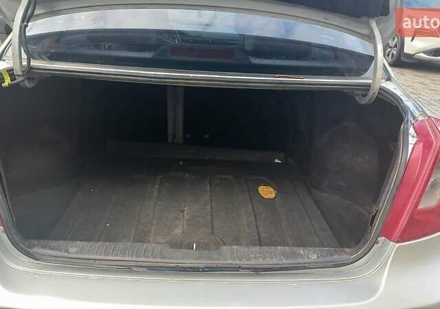 Серый Шевроле Лачетти, объемом двигателя 1.8 л и пробегом 320 тыс. км за 2999 $, фото 13 на Automoto.ua