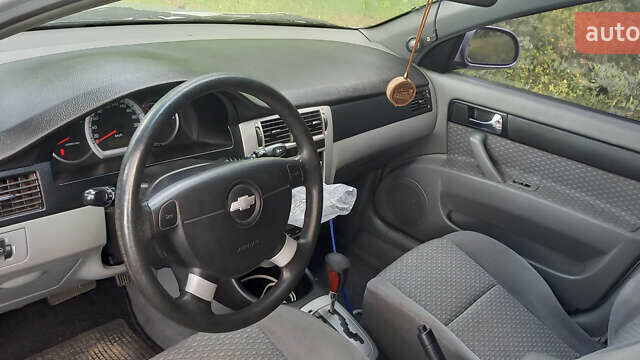 Серый Шевроле Лачетти, объемом двигателя 1.8 л и пробегом 327 тыс. км за 3200 $, фото 2 на Automoto.ua