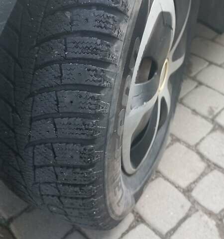 Серый Шевроле Лачетти, объемом двигателя 1.8 л и пробегом 320 тыс. км за 2999 $, фото 16 на Automoto.ua