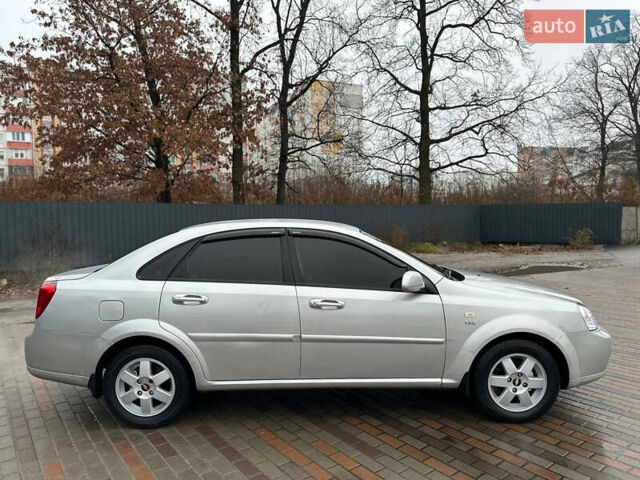 Сірий Шевроле Лачетті, об'ємом двигуна 1.8 л та пробігом 185 тис. км за 4500 $, фото 28 на Automoto.ua