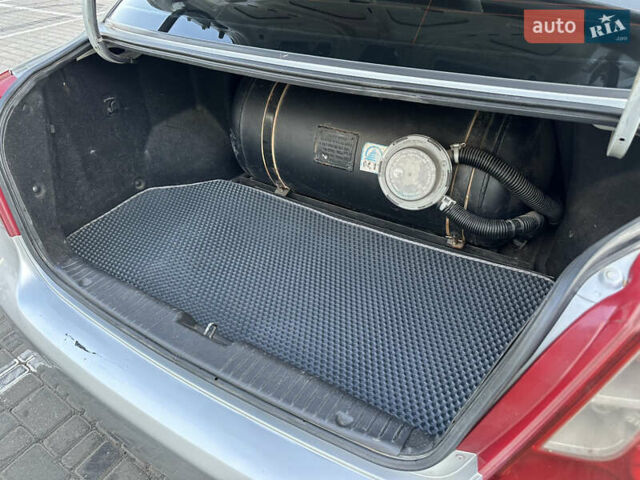 Серый Шевроле Лачетти, объемом двигателя 1.8 л и пробегом 136 тыс. км за 7500 $, фото 28 на Automoto.ua