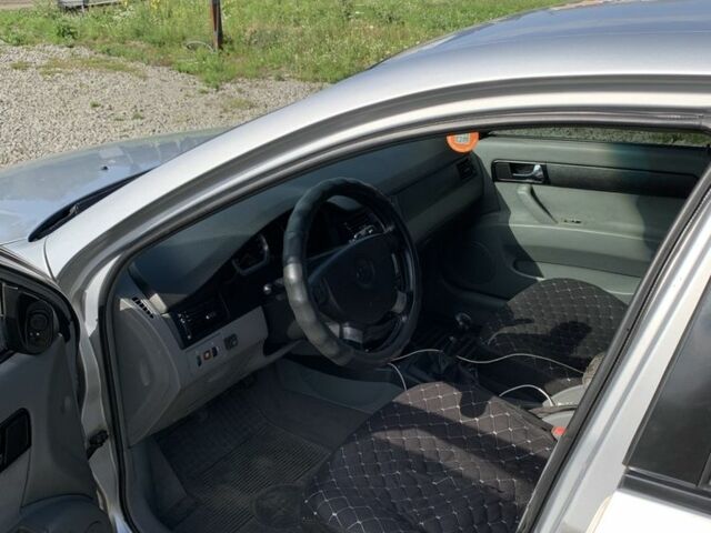 Серый Шевроле Лачетти, объемом двигателя 1.8 л и пробегом 400 тыс. км за 3450 $, фото 6 на Automoto.ua