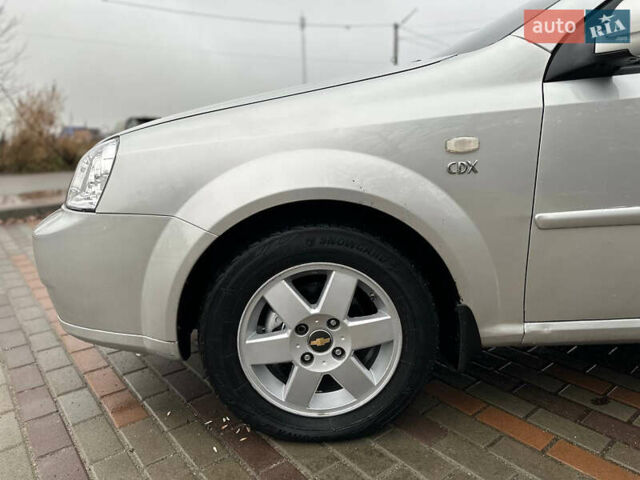 Сірий Шевроле Лачетті, об'ємом двигуна 1.8 л та пробігом 185 тис. км за 4500 $, фото 20 на Automoto.ua