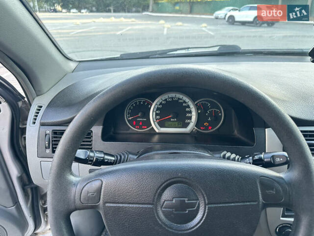 Серый Шевроле Лачетти, объемом двигателя 1.8 л и пробегом 136 тыс. км за 7500 $, фото 22 на Automoto.ua