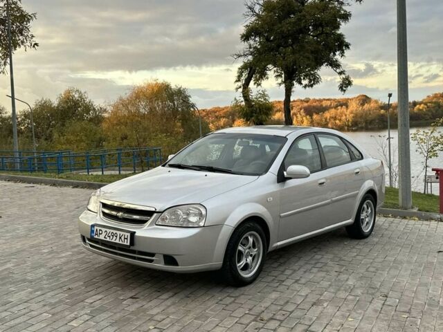 Серый Шевроле Лачетти, объемом двигателя 1.8 л и пробегом 170 тыс. км за 3599 $, фото 3 на Automoto.ua