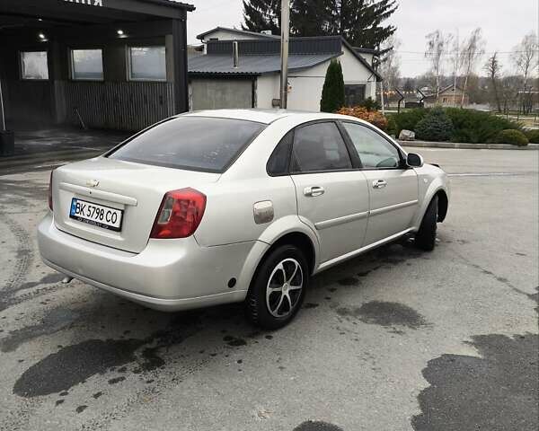 Серый Шевроле Лачетти, объемом двигателя 1.82 л и пробегом 222 тыс. км за 2999 $, фото 12 на Automoto.ua