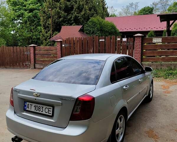 Сірий Шевроле Лачетті, об'ємом двигуна 1.8 л та пробігом 265 тис. км за 3300 $, фото 3 на Automoto.ua