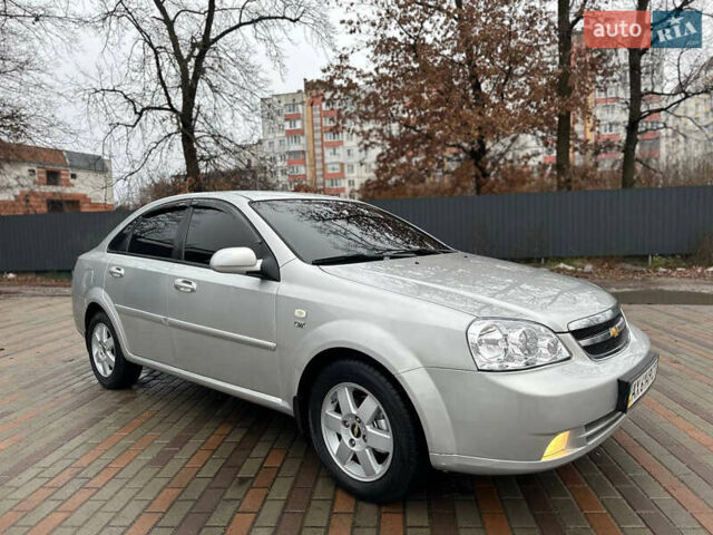 Сірий Шевроле Лачетті, об'ємом двигуна 1.8 л та пробігом 185 тис. км за 4500 $, фото 6 на Automoto.ua