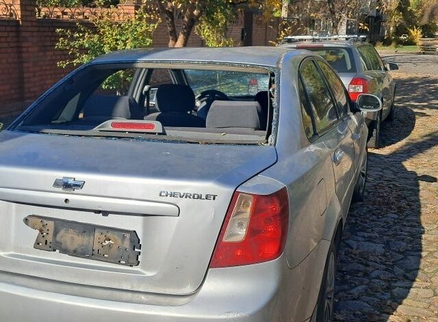 Серый Шевроле Лачетти, объемом двигателя 0 л и пробегом 300 тыс. км за 1800 $, фото 3 на Automoto.ua