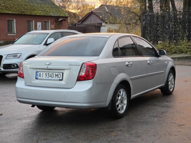 Серый Шевроле Лачетти, объемом двигателя 1.8 л и пробегом 199 тыс. км за 4200 $, фото 4 на Automoto.ua