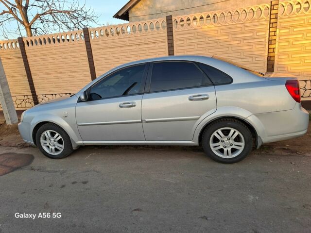 Серый Шевроле Лачетти, объемом двигателя 1.8 л и пробегом 189 тыс. км за 4500 $, фото 8 на Automoto.ua